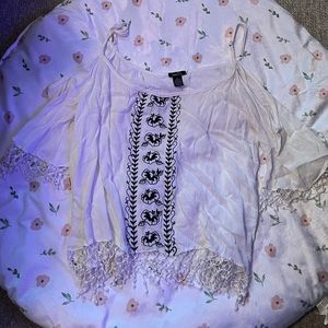 Rue 21 white shirt medium